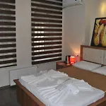City Plus Butik 3*